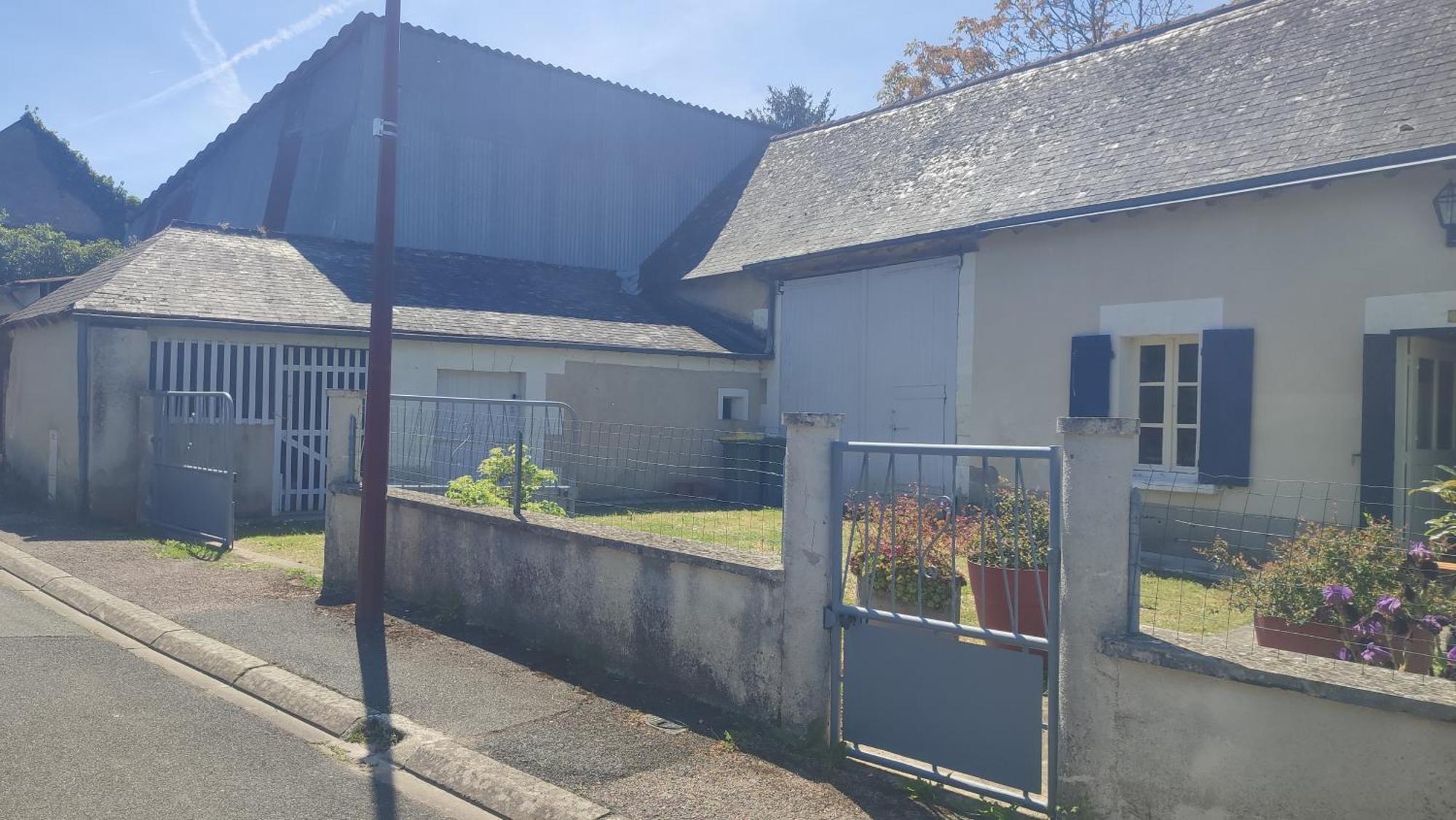 Maison Plain Pied, 2 Chambres, Longere Typique , Fraiche, Dans Bourg Avec Tous Commerces Lucay-le-Male Exterior foto
